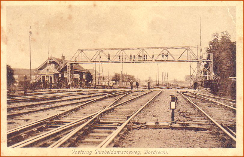 Dubbeldamseweg, spoorwegovergang en voetbrug, 1918